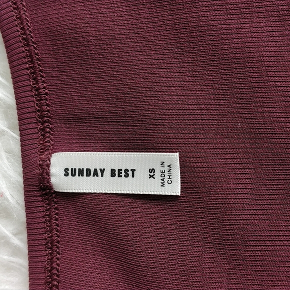 Aritzia button cropped top - Picture 3 of 5